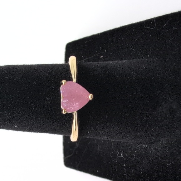 Pretty Bird Jewelry Jewelry - New Pink Heart-Shaped Yellow Gold Ring